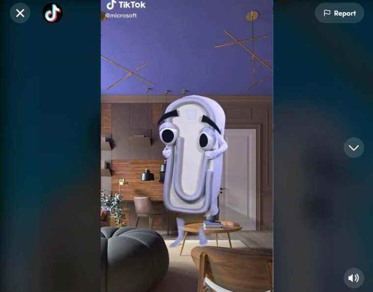 Un Clippy réel joue dans l’étrange vidéoclip de Microsoft Teams TikTok