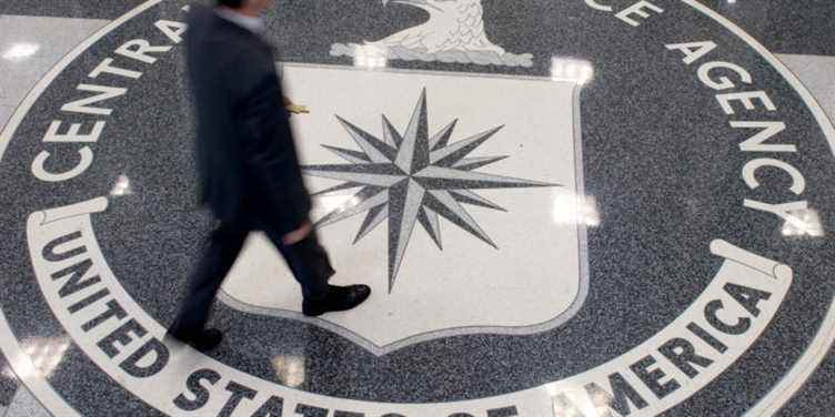 La CIA collecte des données en masse sur les Américains sans surveillance, selon les sénateurs