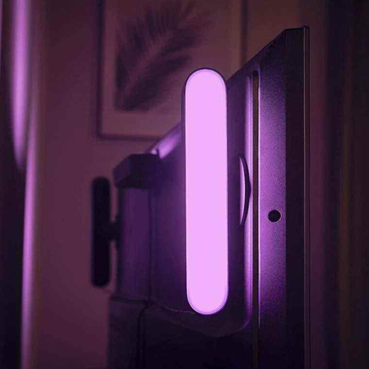 Ajoutez de la couleur à votre pièce avec les lumières intelligentes Philips Hue Play en vente pour 123 $