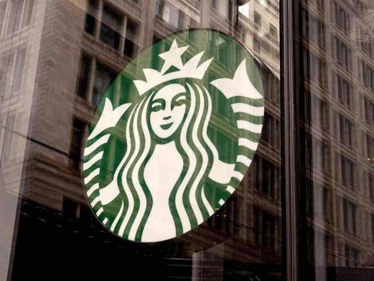 Brookfield, CVC et des fonds de richesse s’intéressent à la franchise Starbucks