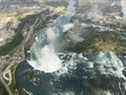 Une vue aérienne des chutes est le moment fort lors d'une tournée avec Niagara Helicopters.