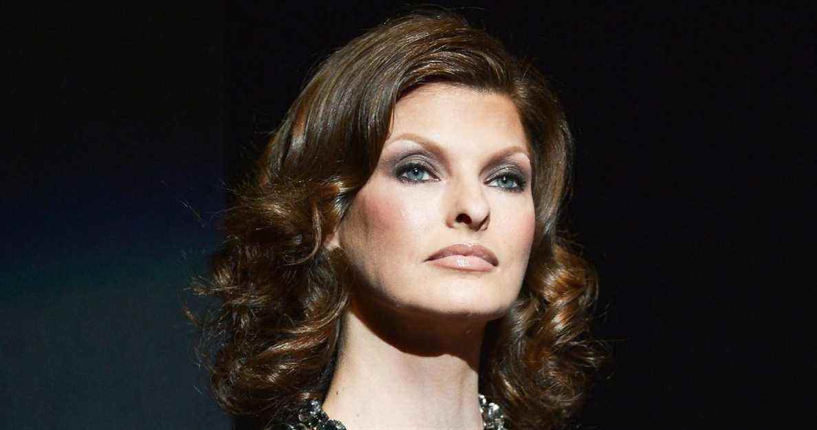 Linda Evangelista dit qu'elle ne se reconnaît plus
