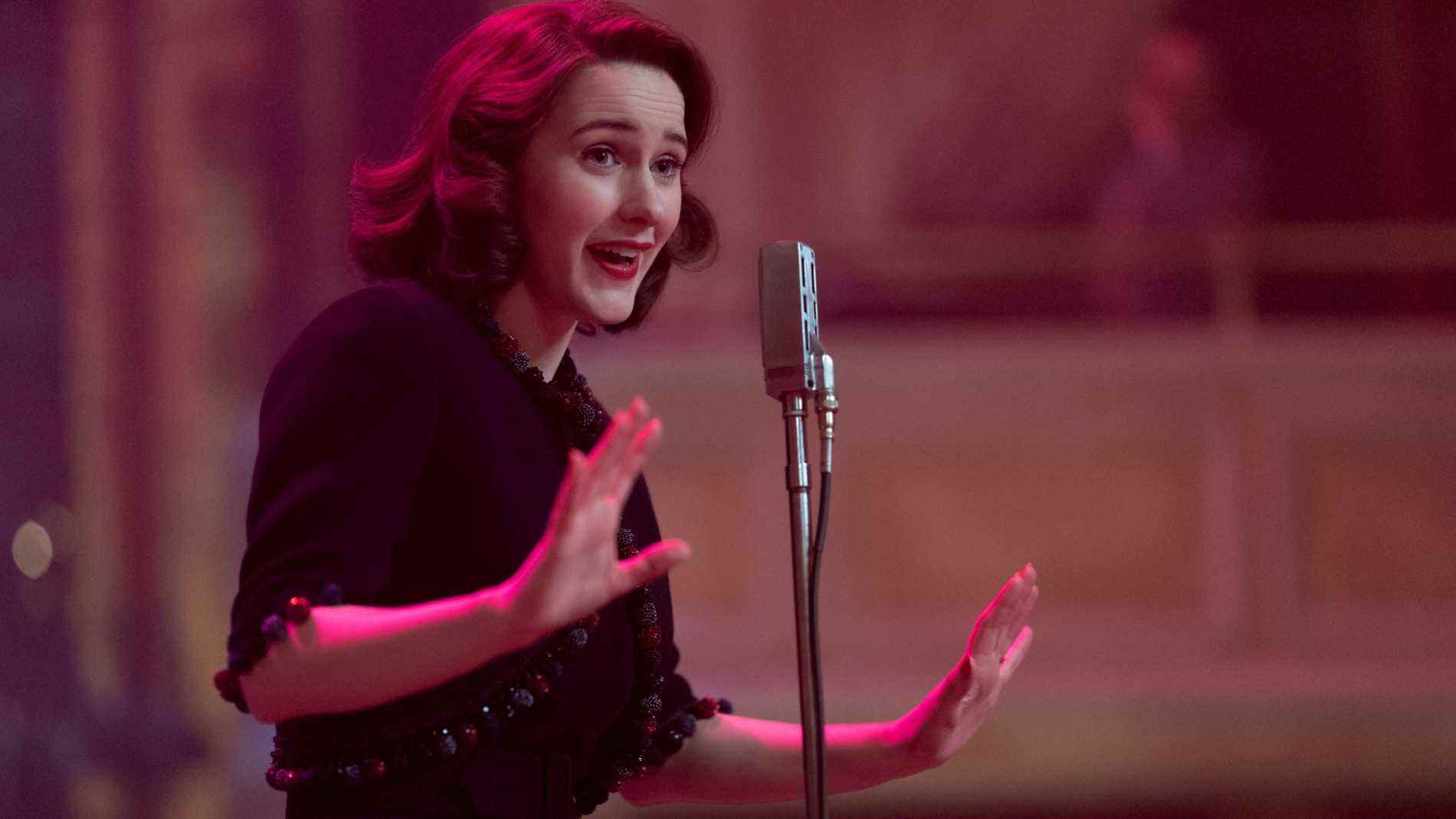 Rachel Brosnahan dans La merveilleuse Mme Maisel