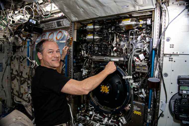 Mettre le feu à bord de l’ISS pour étudier les flammes dans l’espace