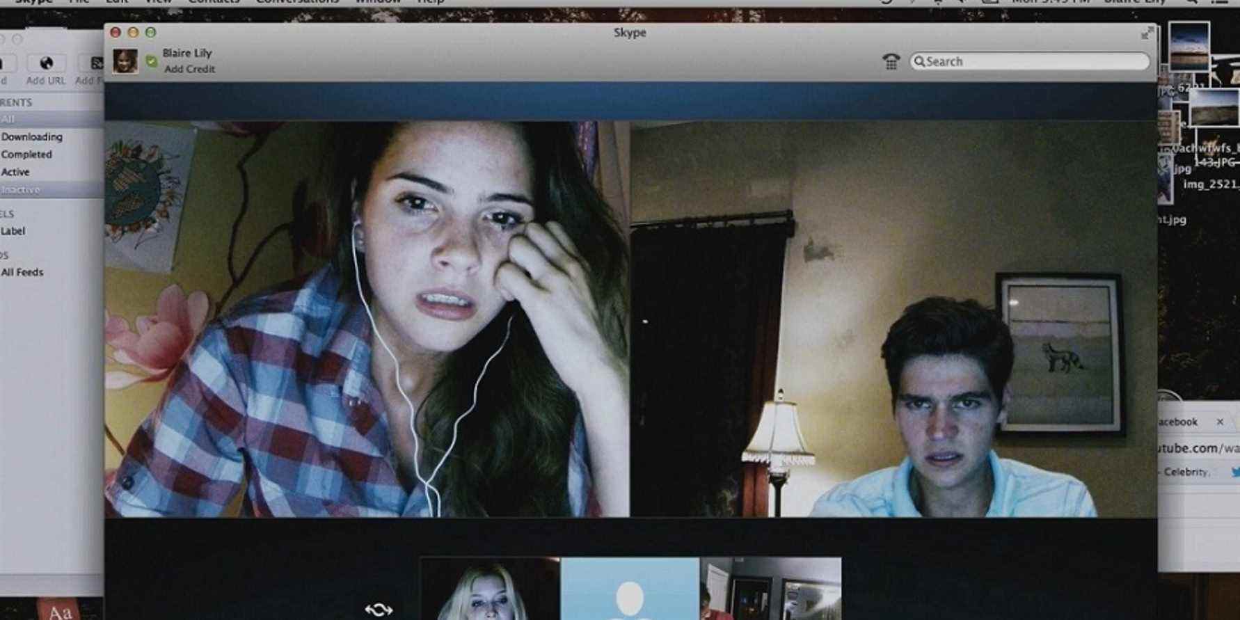 Blair et Mitch parlent en ligne dans Unfriended