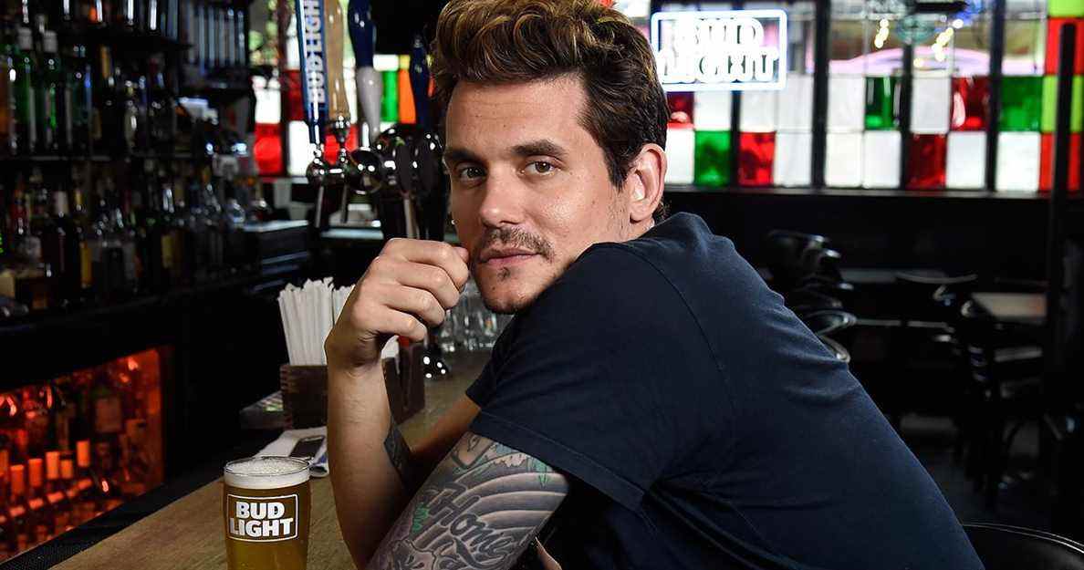 John Mayer sait qu'il n'est plus votre béguin pour les célébrités
