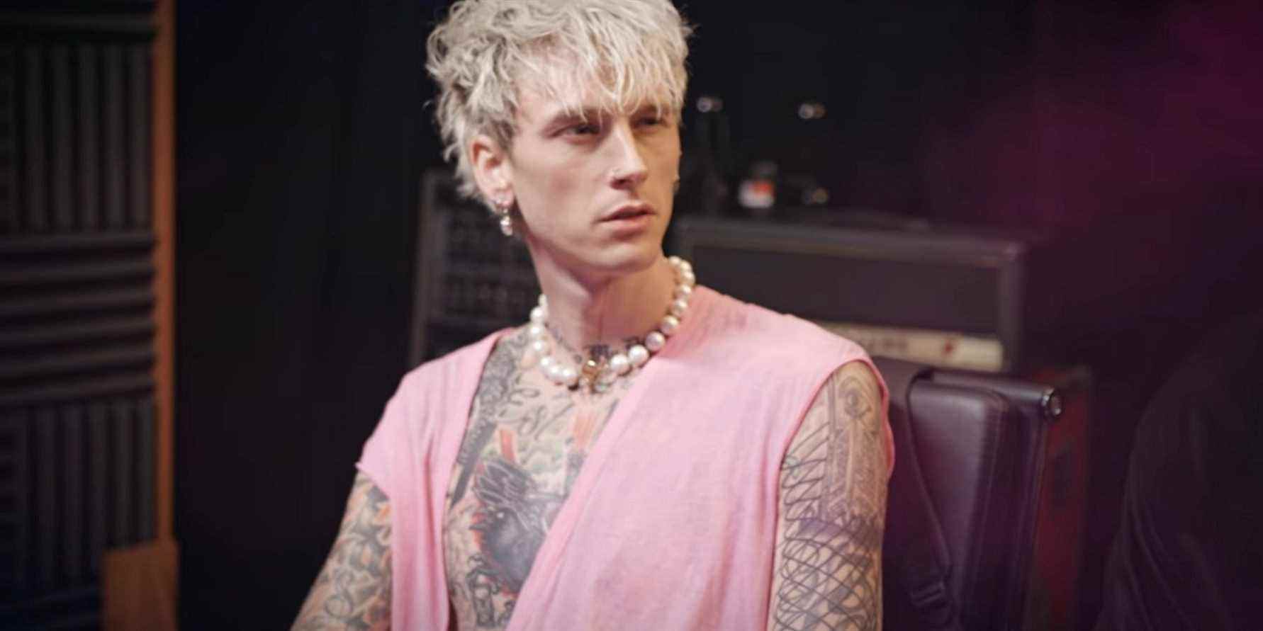 wwe 2k22 machine gun kelly