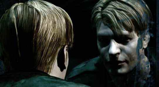 James Sunderland looks in a mirror in Silent Hill 2