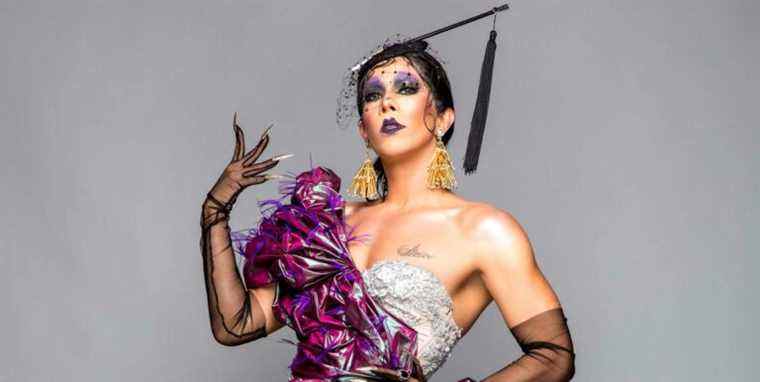 La star de Drag Race UK, Pangina Heals, taquine son retour au Royaume-Uni contre The World

