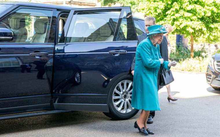 Le palais réduit la présence « frêle » de la reine à l’événement du château de Windsor