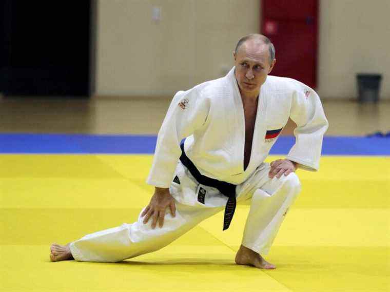 Poutine suspendu en tant que président d’honneur de la Fédération internationale de judo