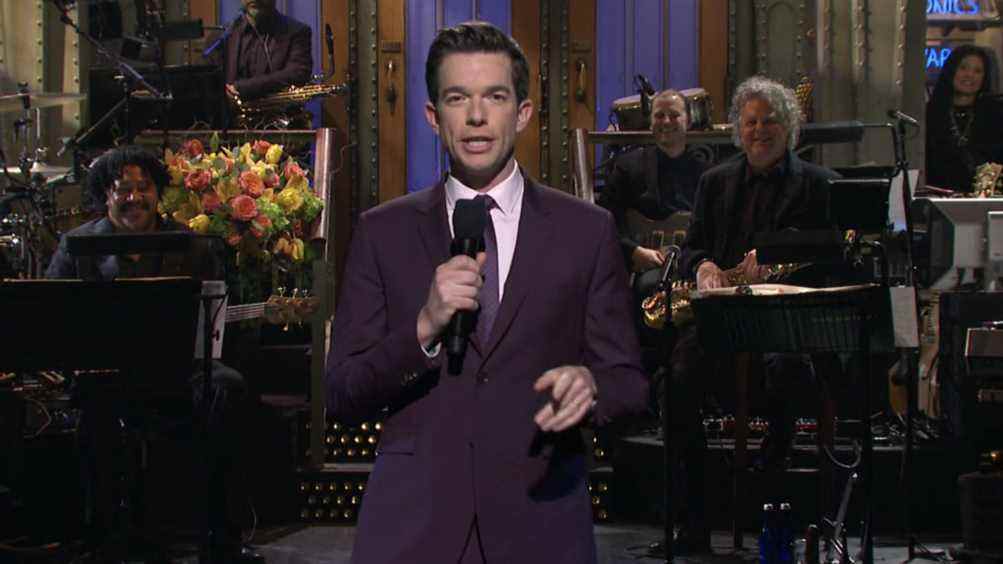 John Mulaney livre son monologue d'ouverture le 31 octobre SNL