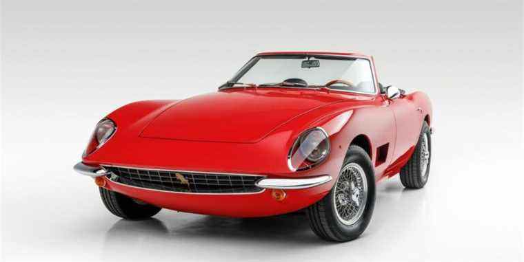 1969 Intermeccanica Italia Spyder est notre choix du jour aux enchères pour apporter une remorque