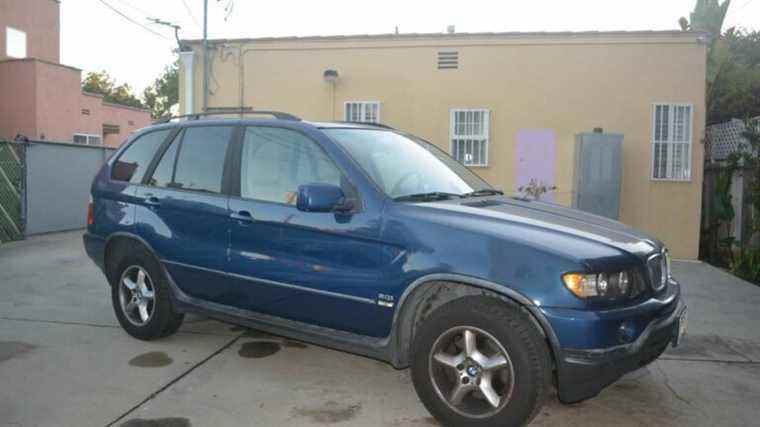 À 3 600 $, cette BMW X5 2002 marque-t-elle la place?