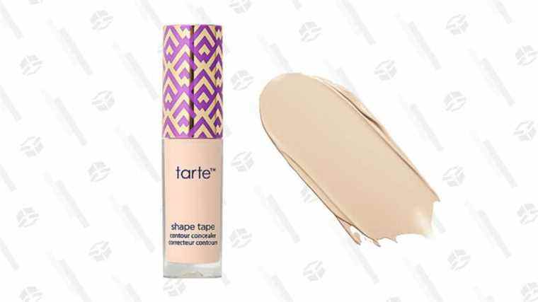 Aller quelque part?  Achetez One Tarte Travel Size Shape Tape Concealer chez Ulta et obtenez-en un gratuitement