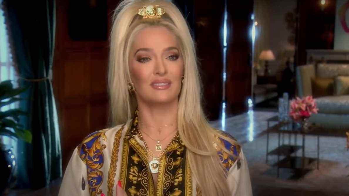 Après avoir échappé à un procès, Erika Jayne de Real Housewives fait maintenant face à une nouvelle plainte de plusieurs millions de dollars
