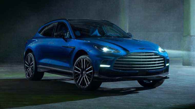 Aston Martin DBX707 2023 : un SUV V8 biturbo de 697 chevaux