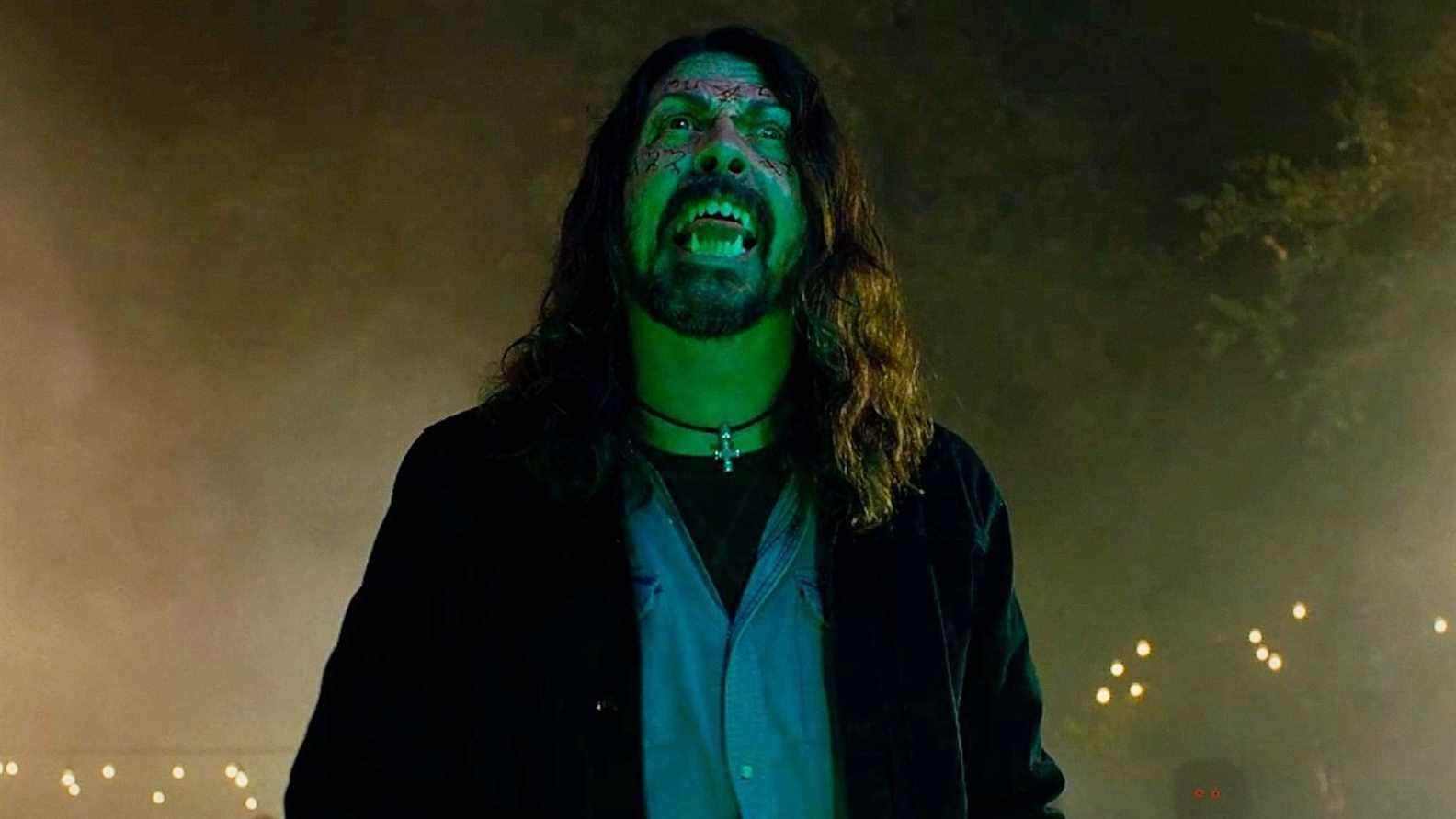 Bande-annonce de Studio 666 Red-Band: Foo Fighters visite une maison effrayante de rock and roll
