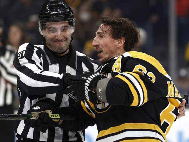 Brad Marchand des Bruins suspendu six matchs pour avoir attaqué le gardien des Pens