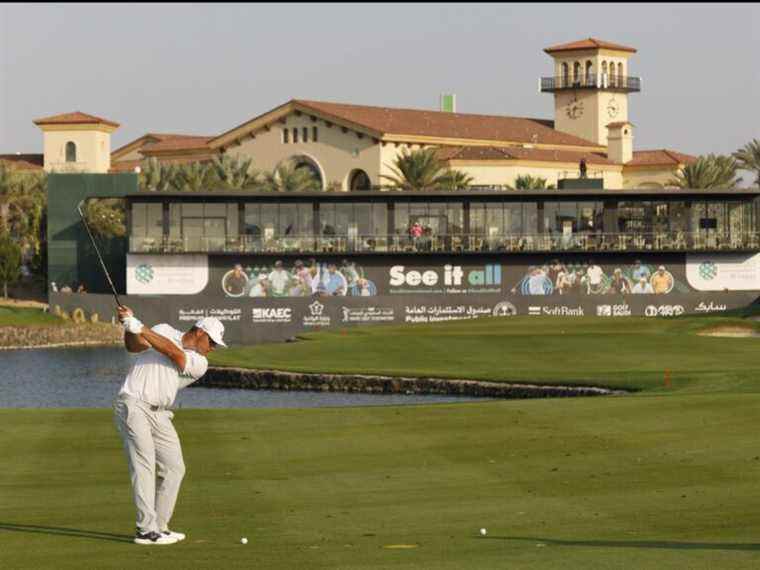 Bryson DeChambeau absent de Saudi International en raison de blessures