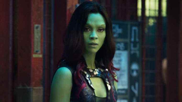  Ces Zoe Saldana dans Full Guardians Of The Galaxy Vol.  3 messages de maquillage ne cessent de s'améliorer
