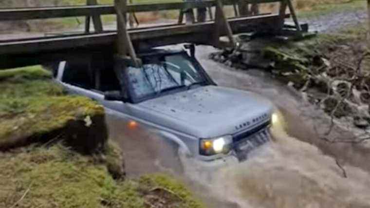 Cette excursion hors route dans un Land Rover Discovery ne s’est pas bien passée