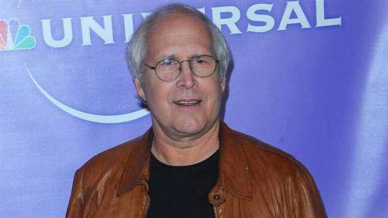 Chevy Chase dit qu’il se fiche de ses anciens camarades de la communauté et de SNL qui pensaient qu’il était un « imbécile »