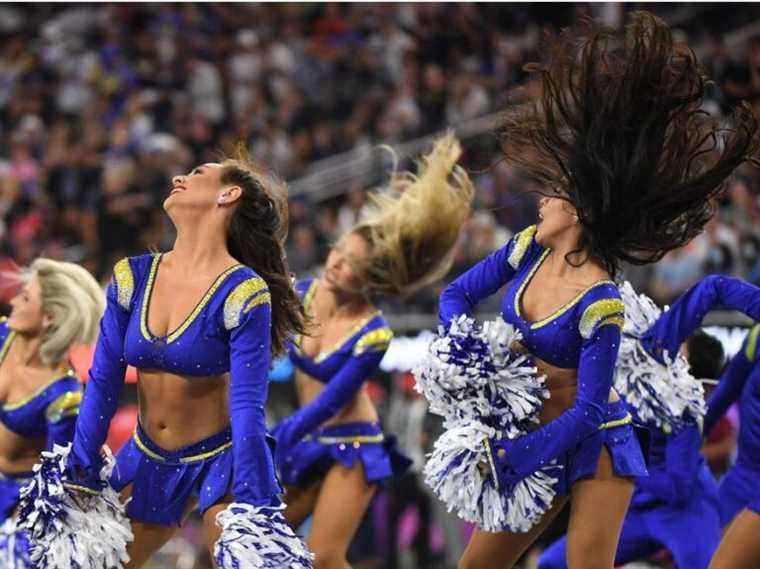 D’anciennes pom-pom girls de la NFL affirment avoir enduré une « culture toxique sombre »