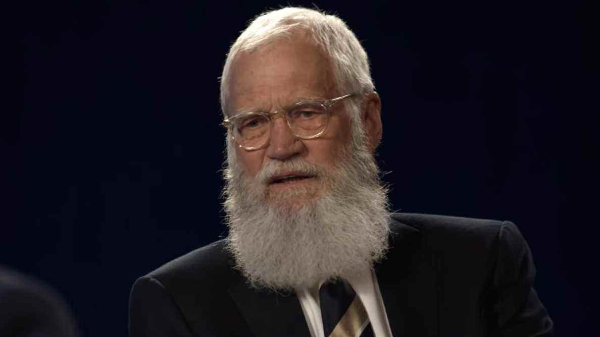 David Letterman se souvient de ce qu'il a ressenti lors de sa première nuit à l'antenne dans le cadre du 40e anniversaire de Late Night
