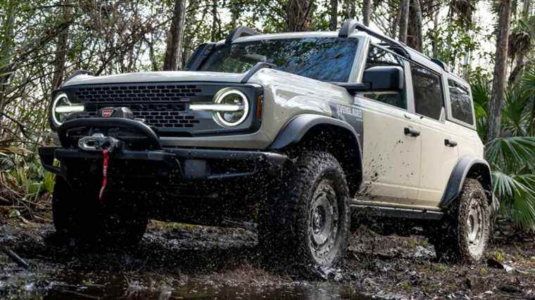 Ford Bronco Everglades 2022 : un Sasquatch avec tuba, treuil, 3 pieds d’eau