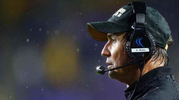 Grambling State engage Art Briles en disgrâce comme coordinateur