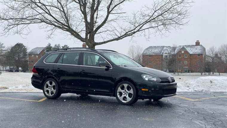 J’ai acheté un wagon manuel diesel pour moins cher qu’un argent comptant pour des clunkers Nissan Versa