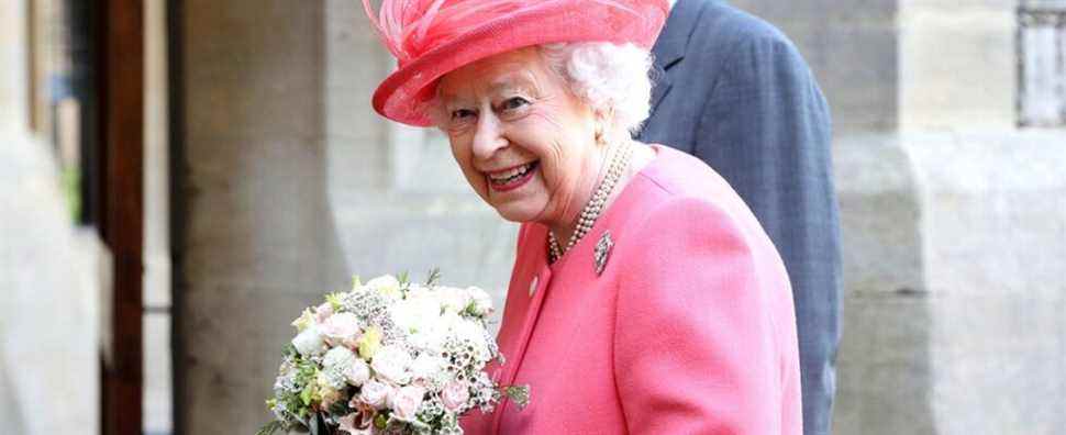 La reine Elizabeth II testée positive au COVID-19