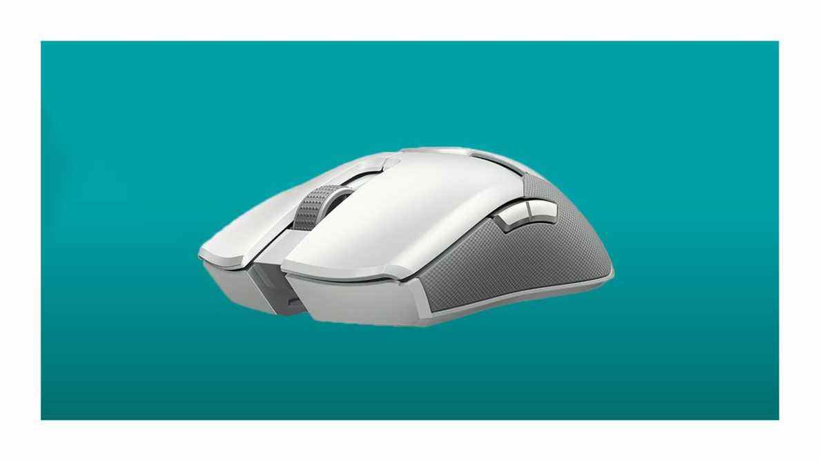 La souris de jeu sans fil Razer Viper Ultimate blanche est de retour à un prix solide
