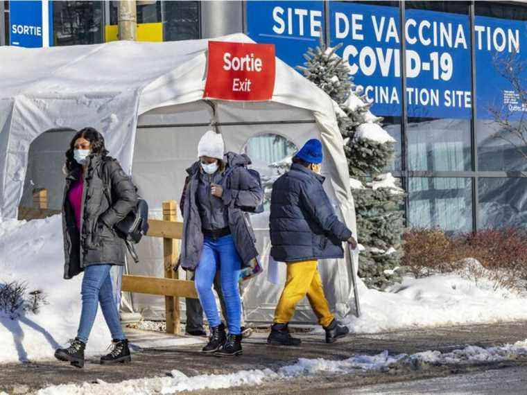 Le Québec signale neuf autres décès dus au COVID-19 alors que les hospitalisations baissent à nouveau