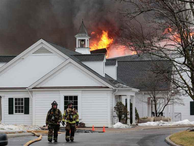 Le club-house d’Oakland Hills Country Club ravagé par un incendie