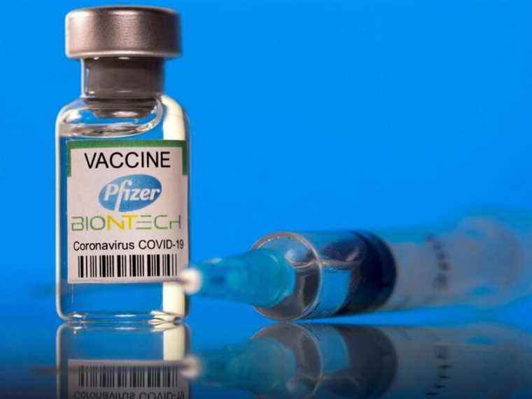 Le comté de l’Alberta dit qu’il n’embauchera plus d’entreprises avec des politiques de vaccination