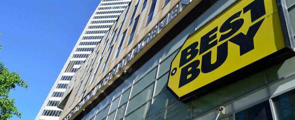 Le dernier lot de GPU de Best Buy était derrière un mur de paiement de 200 $ et vous avez raison d'être en colère