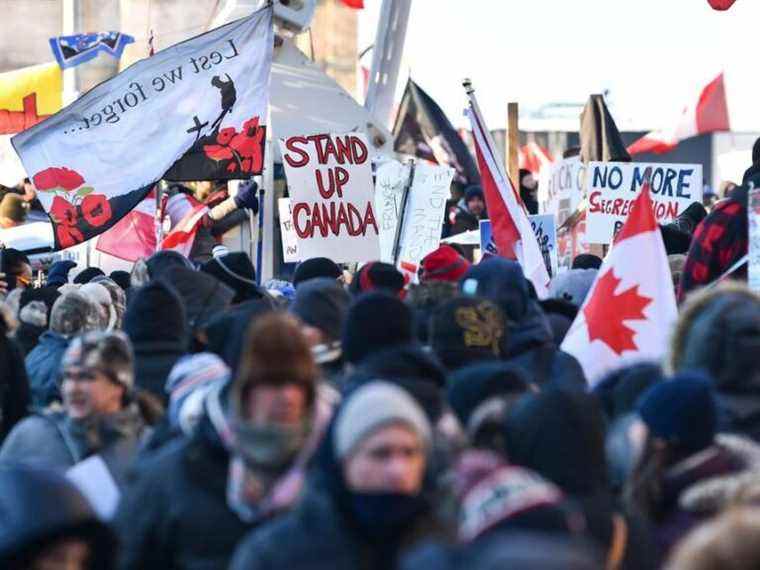 Les Canadiens font moins confiance aux gouvernements et aux politiciens alors que la pandémie s’éternise : Sondage