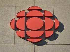 Le logo de CBC au centre-ville d'Edmonton.