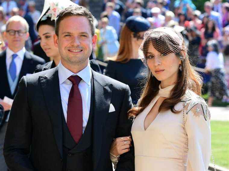 Meghan « s’est moquée » de Patrick J. Adams quand elle l’a vu nu