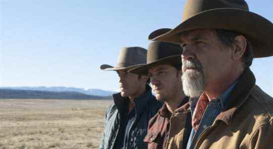 Tom Pelphrey, Lewis Pullman, Josh Brolin in Outer Range