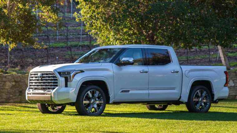 Qu’est-ce qui différencie le système hybride du Toyota Tundra 2022 de celui d’une Prius