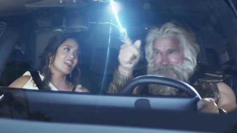 Regardez Arnold Schwarzenegger jouer Zeus dans une publicité du Super Bowl
