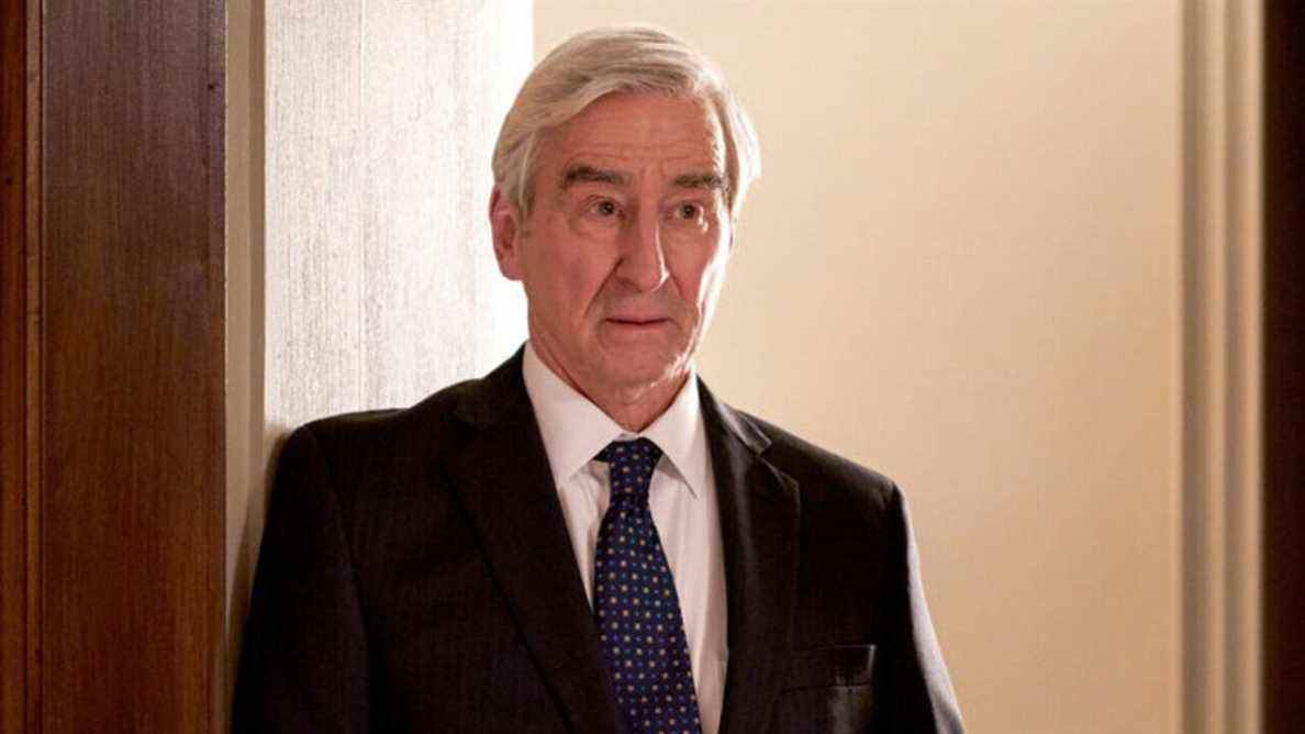 Sam Waterston de Law And Order partage deux raisons pour lesquelles le renouveau se produit enfin
