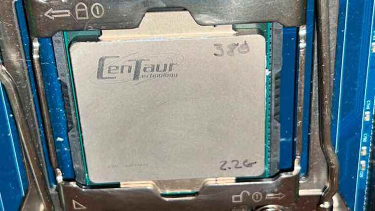 The Last x86 Via Chip : CNS Centaur nouvelle génération inédit sauvé de la corbeille, testé