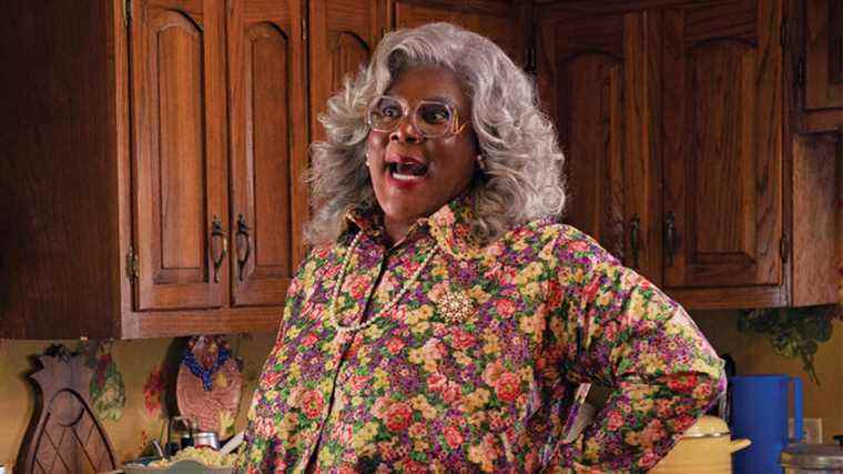 Tyler Perry explique comment l'Irlandaise Mme Brown s'est retrouvée dans l'émission "A Madea Homecoming" de Netflix.
	
	
