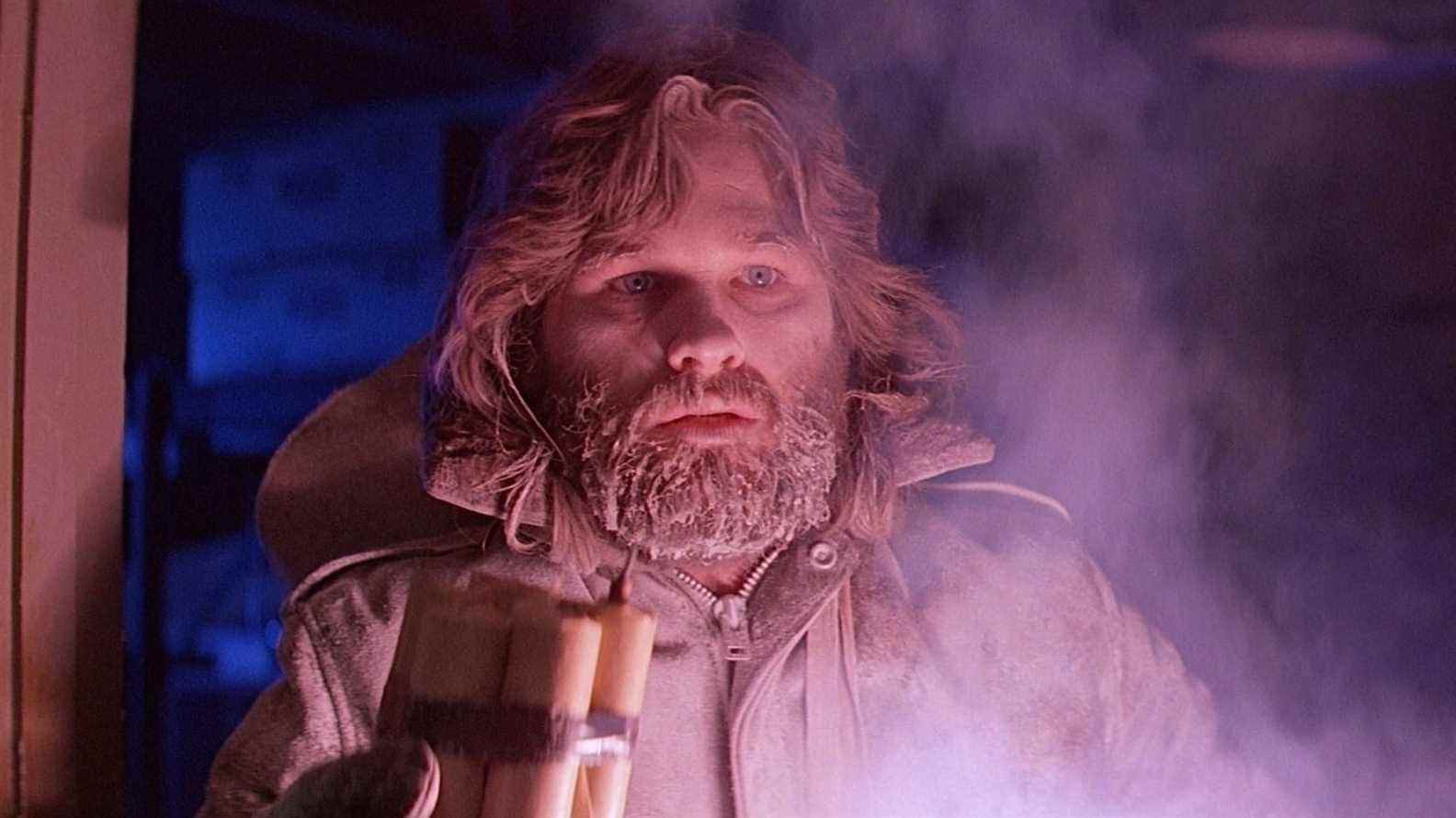 après Firestarter 2022, Blumhouse doit embaucher John Carpenter au lieu d'arracher ses films comme The Thing, Halloween, Escape from New York