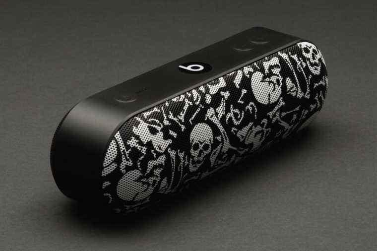 Beats ressuscite l’enceinte Pill+ avec une édition limitée Stüssy