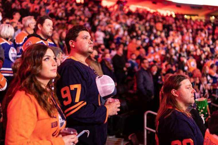 JONES: Les Oilers s’attendent à un premier full en deux ans